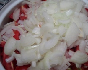 Салат из помидоров на зиму "Пальчики оближешь" - фото шаг 3