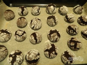 Шоколадное треснутое печенье - фото шаг 7