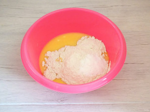 Пирог с вишней и йогуртом - фото шаг 4