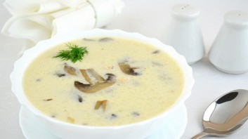 Грибной суп с сырками - фото шаг 13