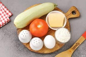 Запеканка из кабачков и помидоров с сыром в духовке - фото шаг 1
