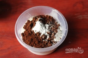 Шоколадно-ореховый пирог за 15 минут - фото шаг 3