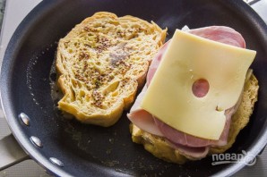"Монте-Кристо" сэндвич с ветчиной - фото шаг 3