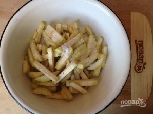 Салат из чечевицы с баклажаном и перцем - фото шаг 3