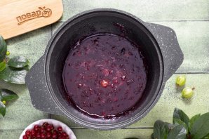 Варенье из крыжовника и красной смородины - фото шаг 10