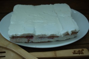 Клубнично-творожный торт без выпечки - фото шаг 9