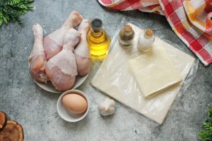 Куриные ножки в слоеном тесте - фото шаг 1