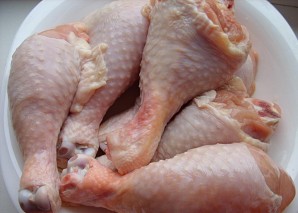 Курица под ореховым соусом - фото шаг 1