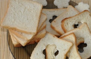 Горячие бутерброды с сыром - фото шаг 2