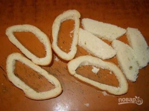 Бутерброды с чесноком и сыром - фото шаг 1