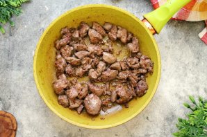 Фаршированная курица в духовке - фото шаг 3