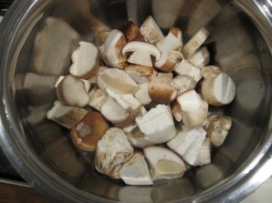 Маринованные белые грибы для супа - фото шаг 1