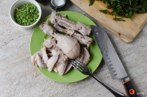 Куриный суп с крапивой - фото шаг 7