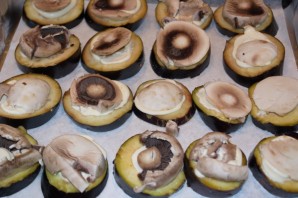 Баклажаны, запеченные с помидорами и грибами - фото шаг 3
