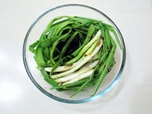 Кимчи из зеленого лука - фото шаг 2