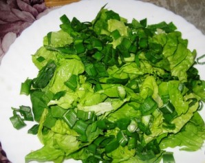 Салат в креманках с креветками - фото шаг 1