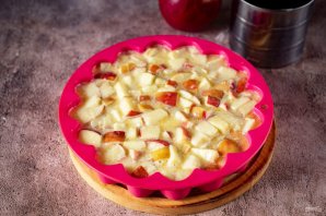 Яблочная запеканка - фото шаг 10