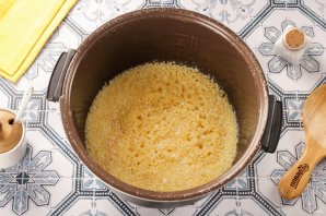 Кукурузная каша на молоке в мультиварке - фото шаг 5