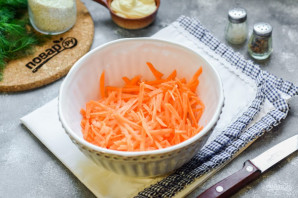 Куриный салат с морковью - фото шаг 2
