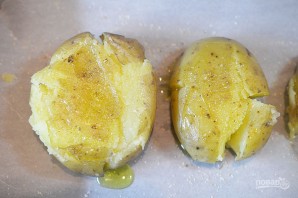 Запеченый картофель с соусом из авокадо - фото шаг 3