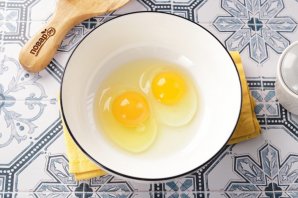 Блины из кукурузной муки - фото шаг 2