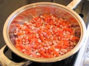 Каннеллони с беконом под томатным соусом - фото шаг 3