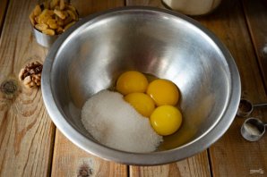 Кулич с орехами - фото шаг 7