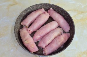 Рулетики из свинины с начинкой - фото шаг 10