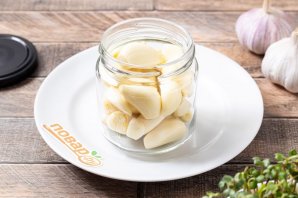 Маринованный чеснок по-корейски - фото шаг 4