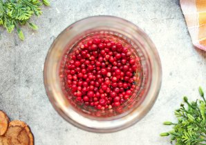 Наливки из ягод - фото шаг 3