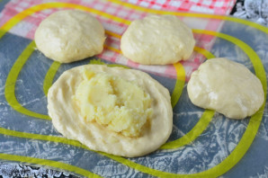 Пирожки "Лапти" с картошкой - фото шаг 12
