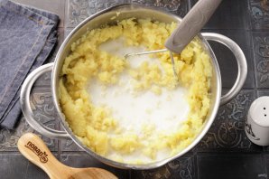 Пюре картофельное с молоком - фото шаг 8