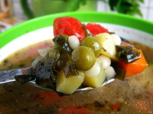 Суп с макаронами и консервированным горошком - фото шаг 4