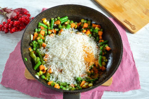 Рис с замороженными овощами - фото шаг 3