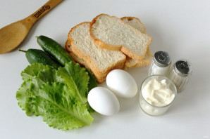 Английский сэндвич с огурцом и яйцом - фото шаг 1