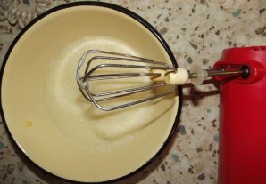 Вареный омлет в пакете - фото шаг 2