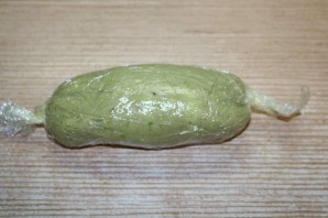 Острая шуба из авокадо с начинкой из крабовых палочек - фото шаг 9