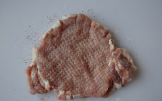Эскалопы из свинины на сковороде - фото шаг 5