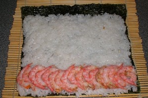 Суши с креветками - фото шаг 3