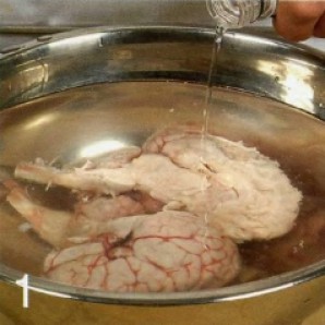 Телячьи мозги в панировке - фото шаг 1