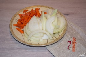Говядина кусочками с овощами - фото шаг 1