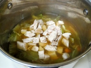 Куриный суп с капустой - фото шаг 3