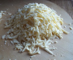 Грибы под сыром в духовке - фото шаг 5