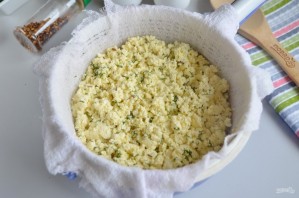 Домашний сыр с зеленью и тмином - фото шаг 7