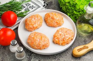 Куриные котлеты в духовке - фото шаг 5