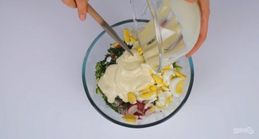 Простой и легкий салат без майонеза - фото шаг 3