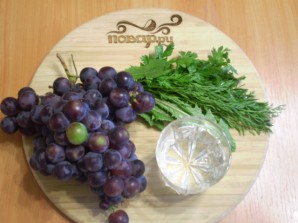 Зеленый коктейль с виноградом - фото шаг 1