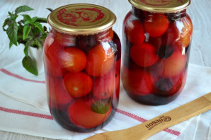 Маринованные помидоры с виноградом - фото шаг 6
