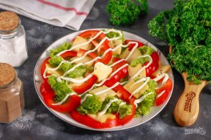 Салат из клубники со сладким перцем - фото шаг 5
