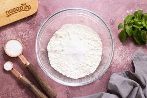 Хворост без яиц - фото шаг 2